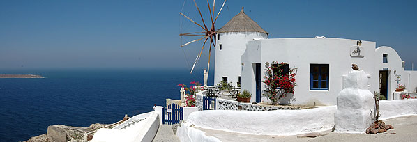 Kykladenkombi mit Kreta. Hier die Windm&uuml;hle von Oia.